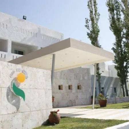 Sun Palace Hotel 4*